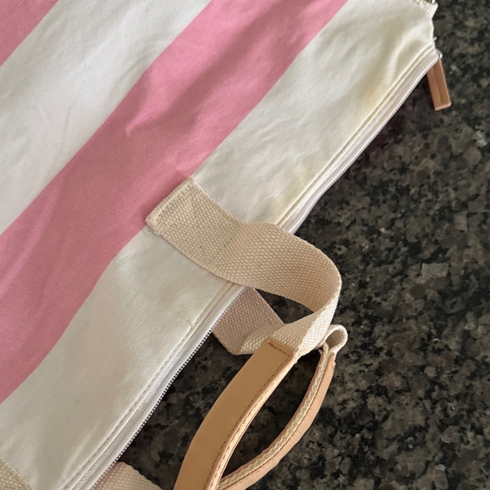 Victoria's Secret Pink and White Tote Bag - Picture 9 of 16